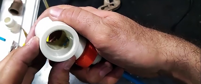 Making a foam nozzle for a garden hose