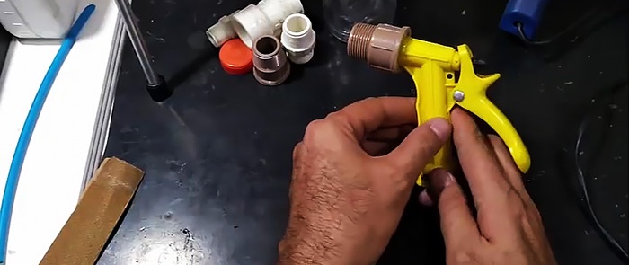 Making a foam nozzle for a garden hose