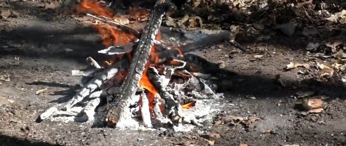 Не изхвърляйте старата печка, а от решетката й направете сгъваемо барбекю