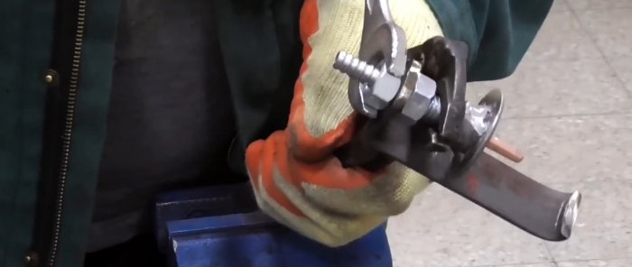 How to make an injection propane burner from a piece of pipe