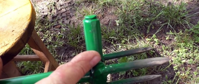 How to make a device for removing weeds by the root