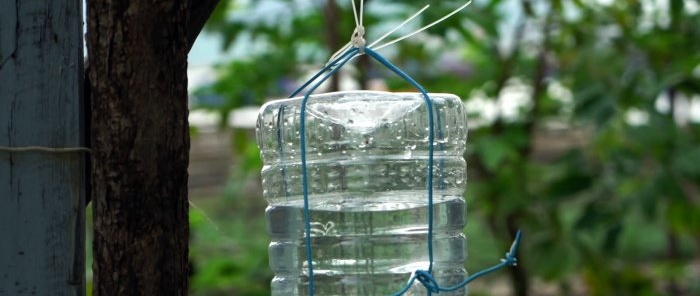 How to make a washbasin from a syringe and a plastic bottle