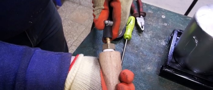 Making a powerful burner from the refrigerator compressor