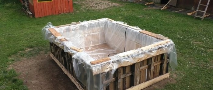 How to build a cheap large pool from pallets in 1 day