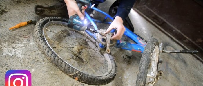 How to install a motor from a brush cutter to a bicycle