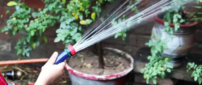 How to make a free garden hose sprinkler