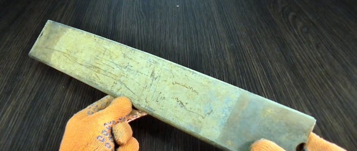 How to make a simple and effective Finnish cleaver from a spring