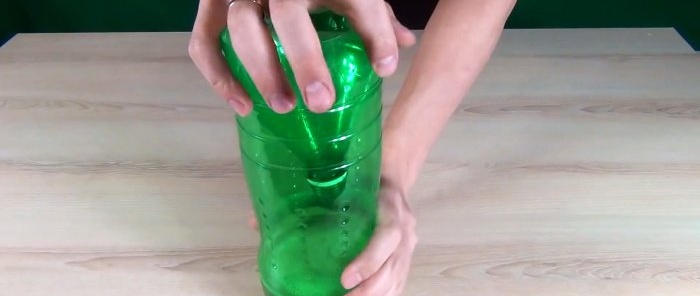 How to make a mosquito trap from a PET bottle