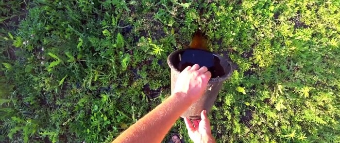 Everyone pours out this liquid, but it turns out it’s the best weed killer.