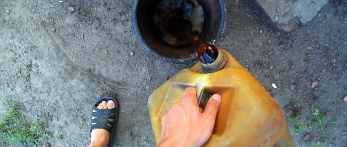 Everyone pours out this liquid, but it turns out it’s the best weed killer.