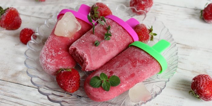 how to make popsicles from any berries at home