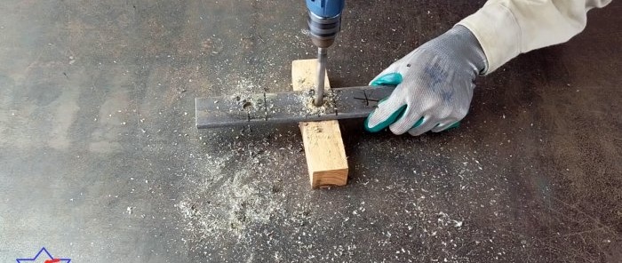 A very simple drilling machine made from the most affordable materials