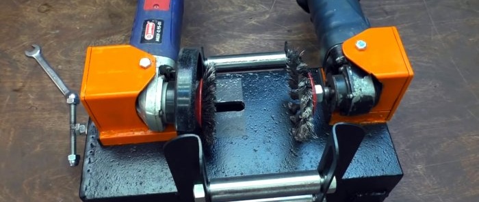 This grinder machine cleans rusty pipes in no time