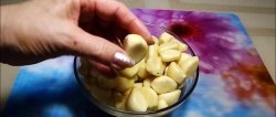 How to preserve garlic 100% for the whole year, advice from an experienced housewife