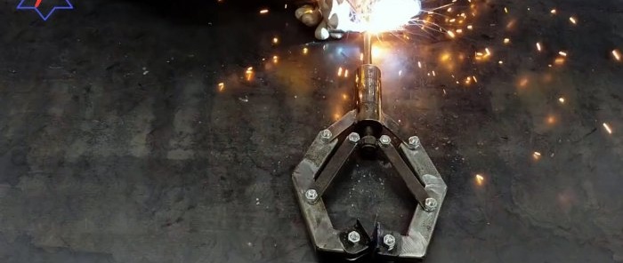 How to make powerful clamping pliers with a long gripping distance