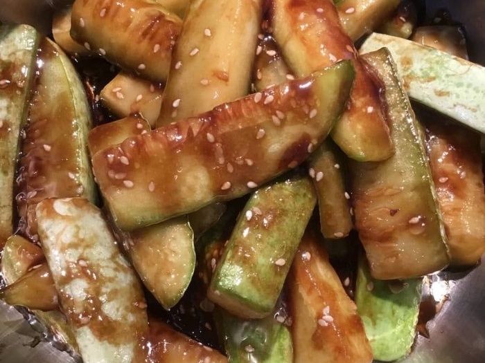 Zucchini appetizer in soy sauce