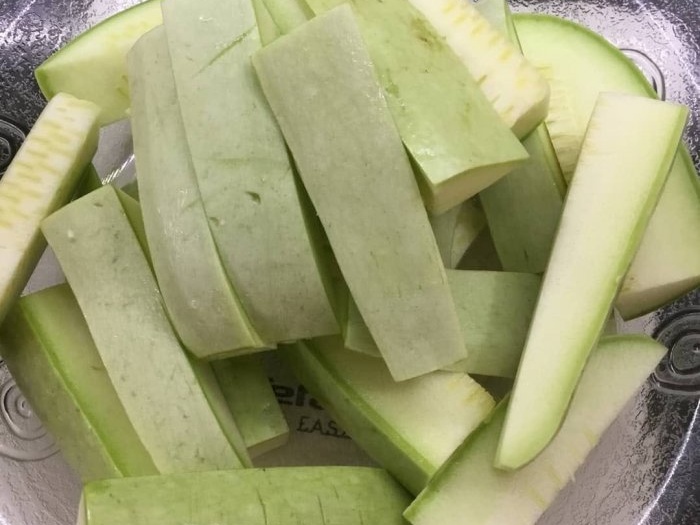 Zucchini appetizer in soy sauce