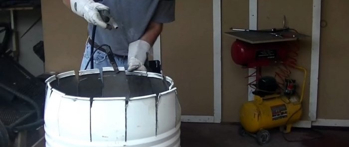 How to make a concrete mixer with a folding mechanism from a barrel