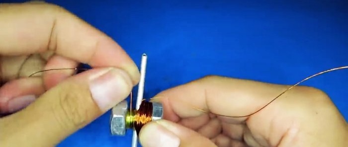 How to make a high-speed engine from a bolt and nut