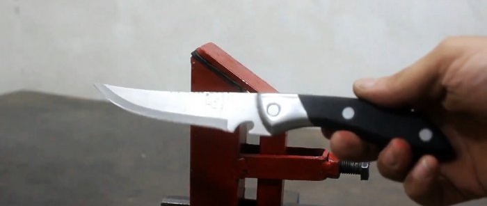 Now it’s convenient to sharpen knives, how to make a simple sharpening device