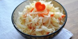 Sauerkraut in brine, so crunchy