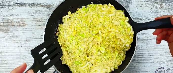 You only need 2 cabbage eggs and 10 minutes to prepare a wonderful dinner.