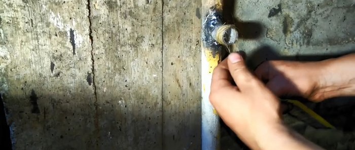 2 ways to cut into a pipe under pressure with and without welding