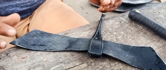 How to make eternal flip flops from an old tire