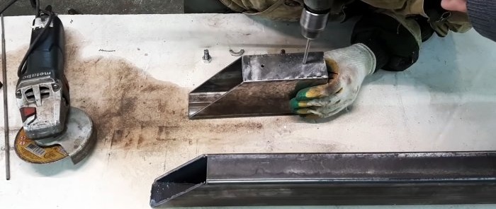 How to make a template for quickly cutting a profile pipe at angles of 45 and 90 degrees