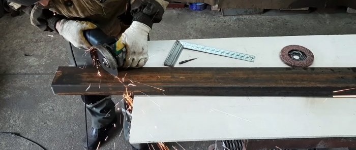 How to make a template for quickly cutting a profile pipe at angles of 45 and 90 degrees