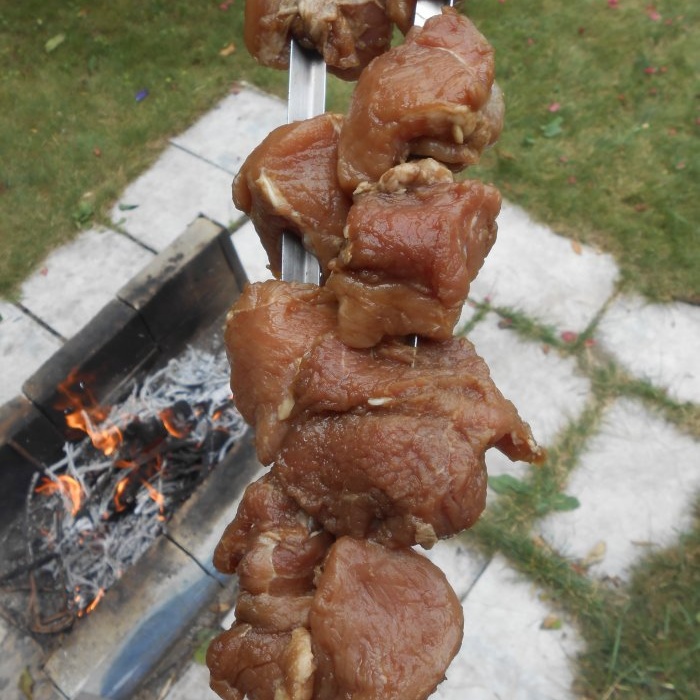 Soviet marinade for pork shish kebab based on vinegar, a recipe proven over decades