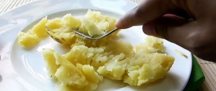 I'll show you how to make a side dish from real potatoes faster than brewing bpshka