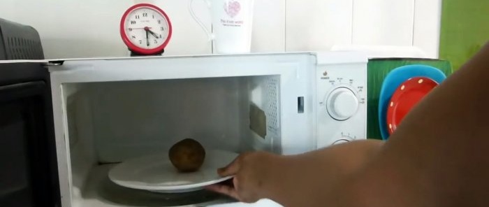 I'll show you how to make a side dish from real potatoes faster than brewing bpshka