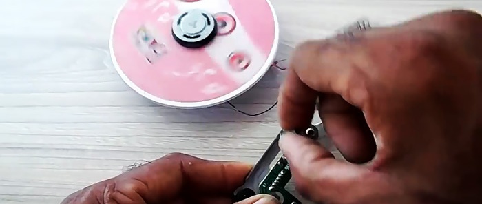 4 useful uses of the DVD drive mechanism