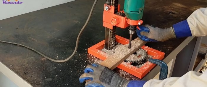 How to make a drill stand for a hand drill from a roller chain