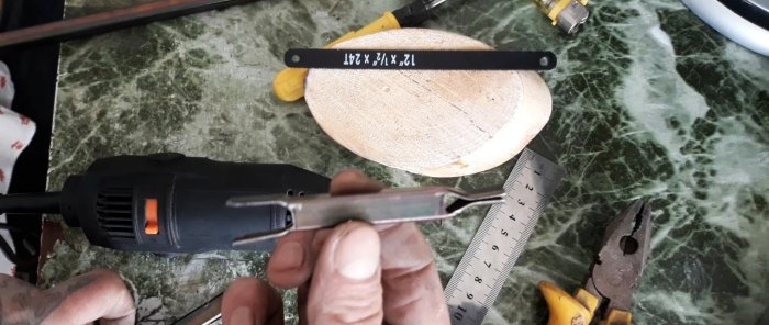 How to make a mini metal hacksaw for working in hard-to-reach places