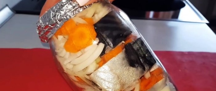 Just put the mackerel in a jar and forget about the baking sleeve