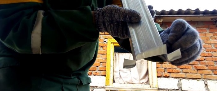 How to make a reliable hanger for covering a log house with siding