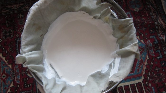 How to make glue from cottage cheese