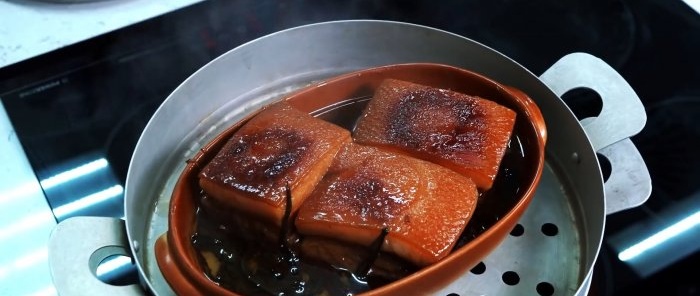 A hot way to quickly cook lard in Chinese style