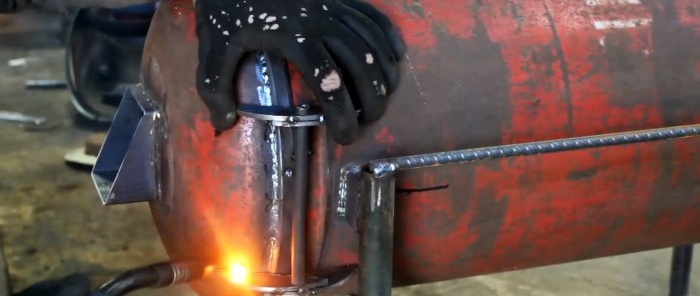 How to make a simple garage stove from a gas cylinder