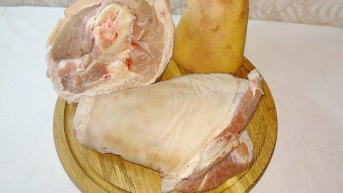 How to prepare brawn from pork knuckle in a PET bottle