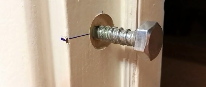 How to make a silent magnetic door lock