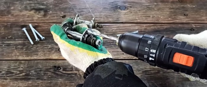 How to make a miter saw with a broach for an angle grinder from bicycle bushings