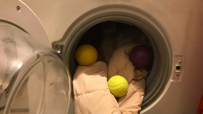 Life hack on how to properly wash winter clothes using padding polyester or down