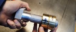 Two-way threading on a lathe