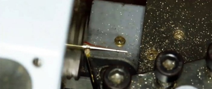 electric soldering iron tip is sharpened