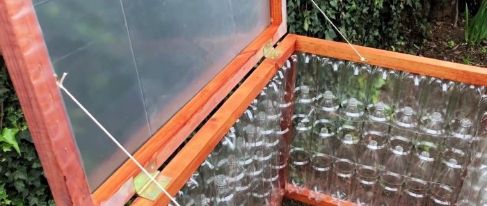 The idea of ​​a homemade greenhouse from PET bottles