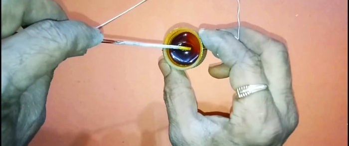 The easiest way to solder aluminum wires without special fluxes