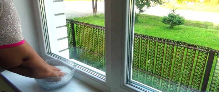 Why put tulle on windows instead of blinds? Magic tip for first floors